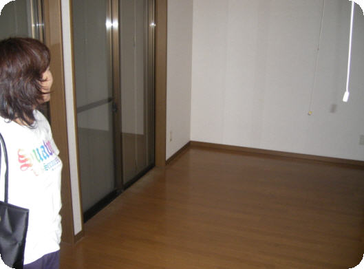 tsurugaoka-house-upstairs-room.jpg